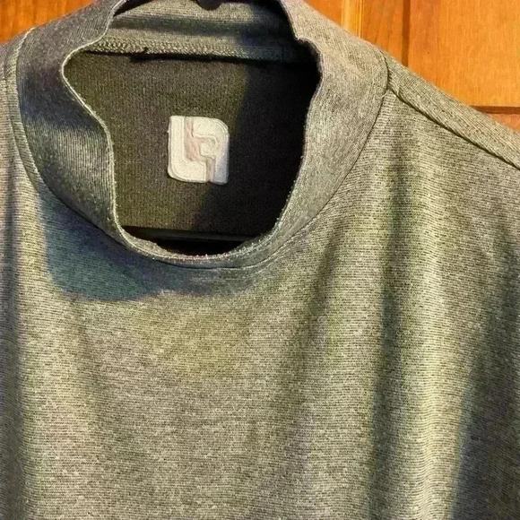 Footjoy grey mock turtleneck long sleeved shirt. - Picture 2 of 11